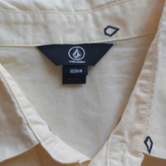 VOLCOM NEW Patterson Short sleeve button up Shirt - Picture 5 of 7